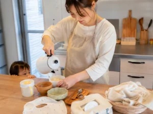 bebecoこどもこんぽたで幼児食を簡単に準備する様子